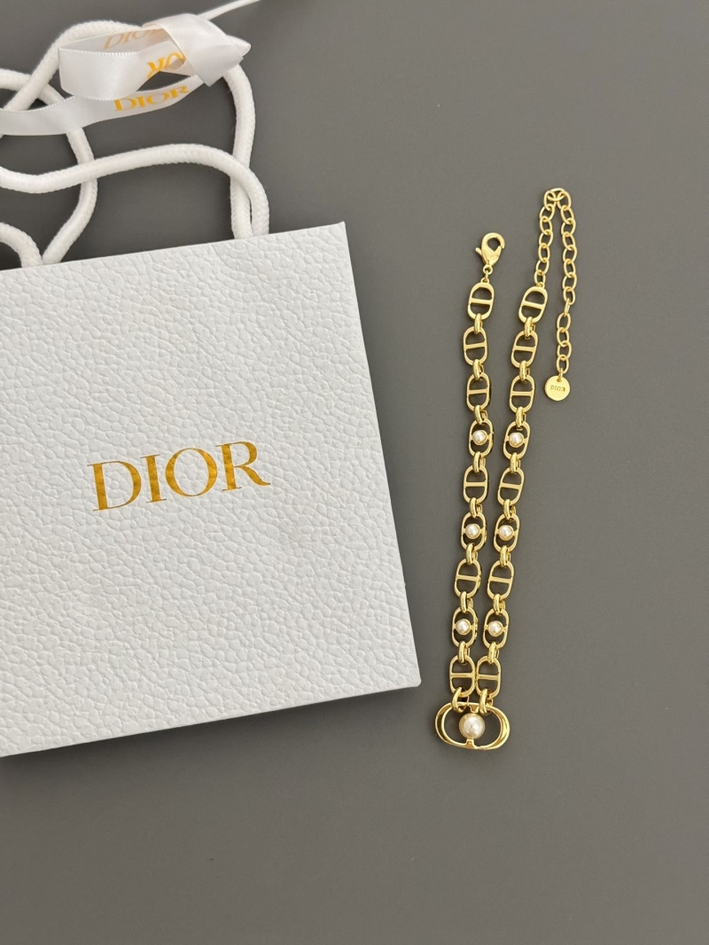 chr1st1an D10r necklaces